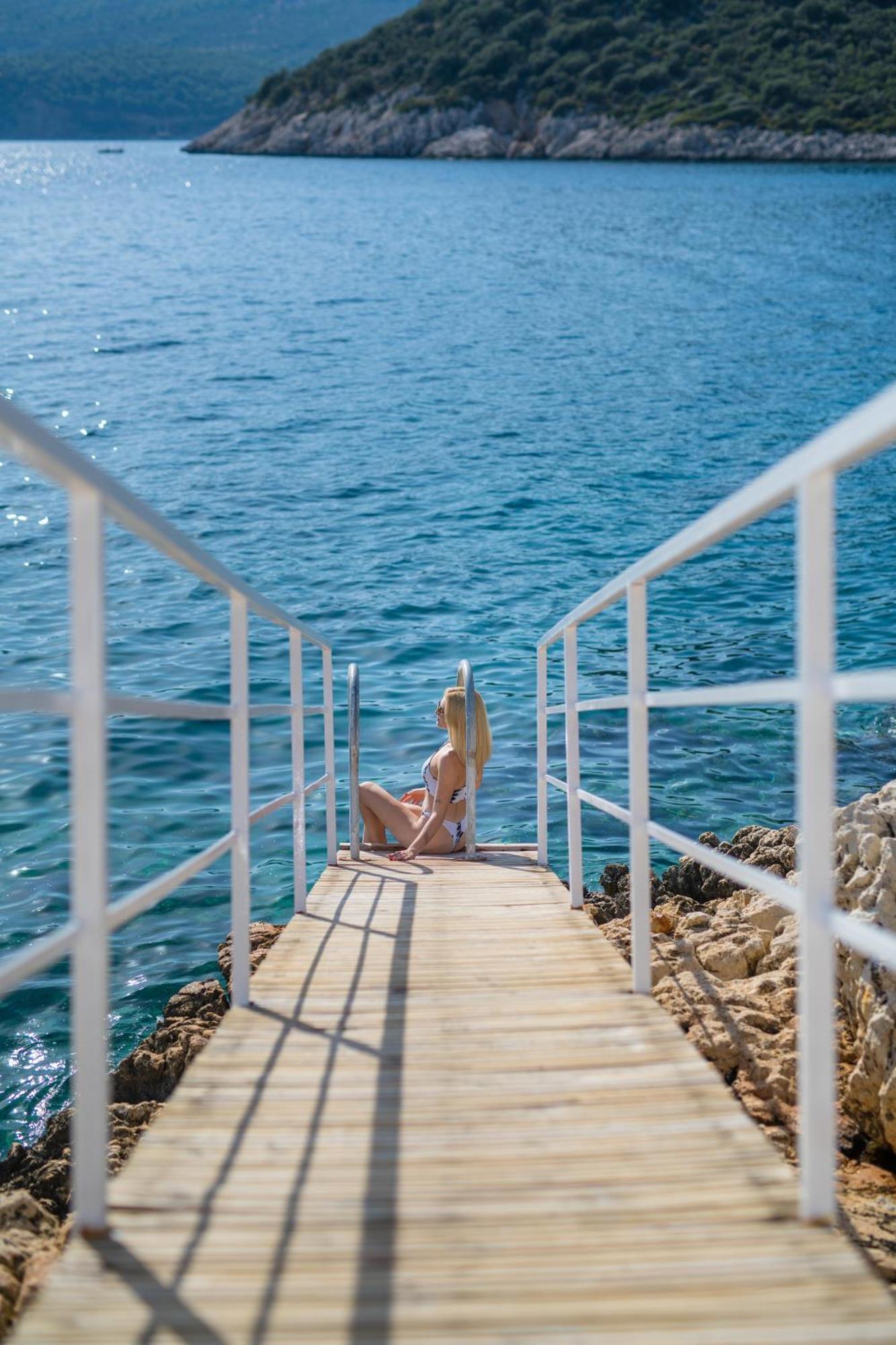 Beachfront Sari Villa With Private Swimming Pool Kalkan Exterior photo